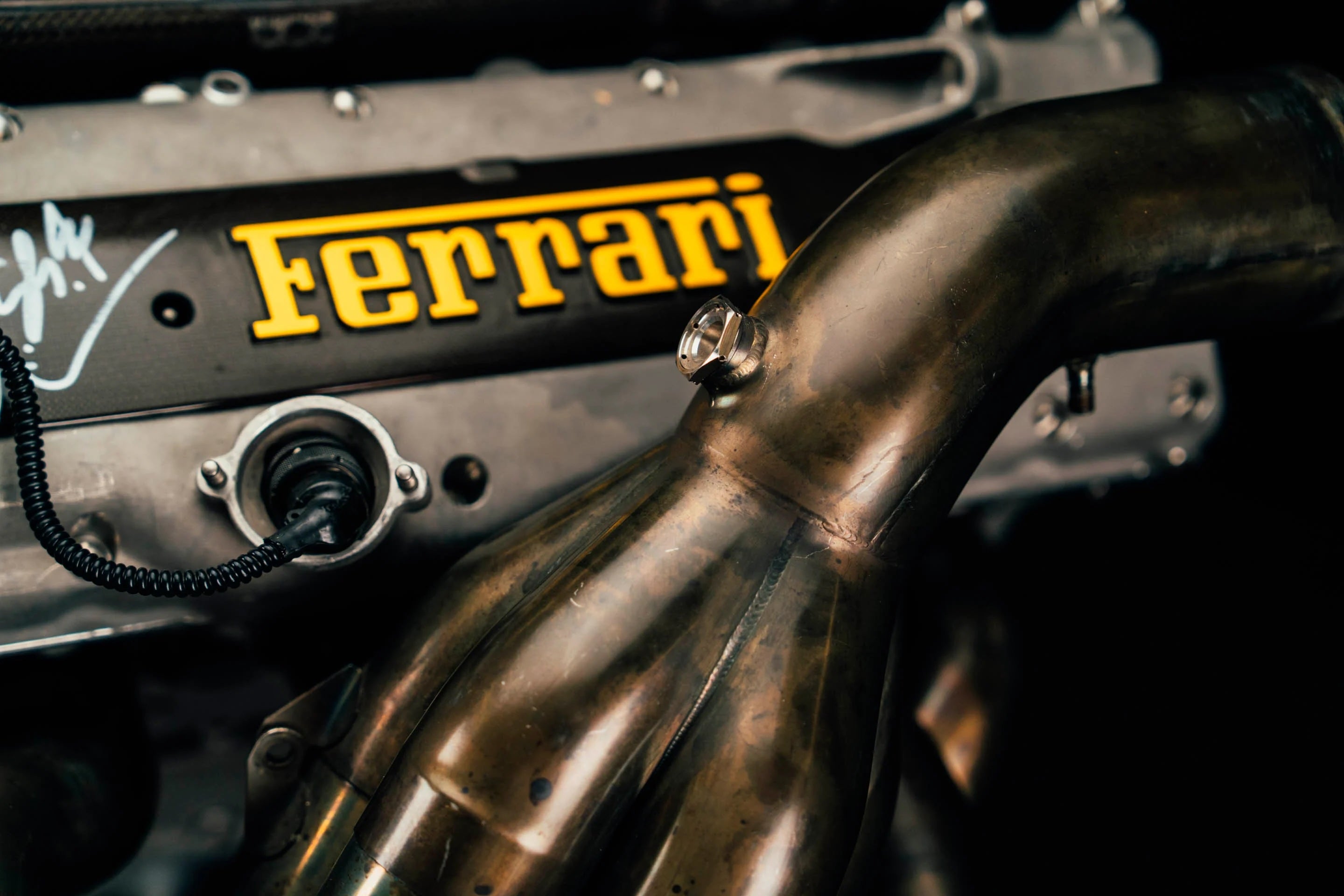 Ferrari F300 - Engine Used & Signed by Michael Schumacher - 1998