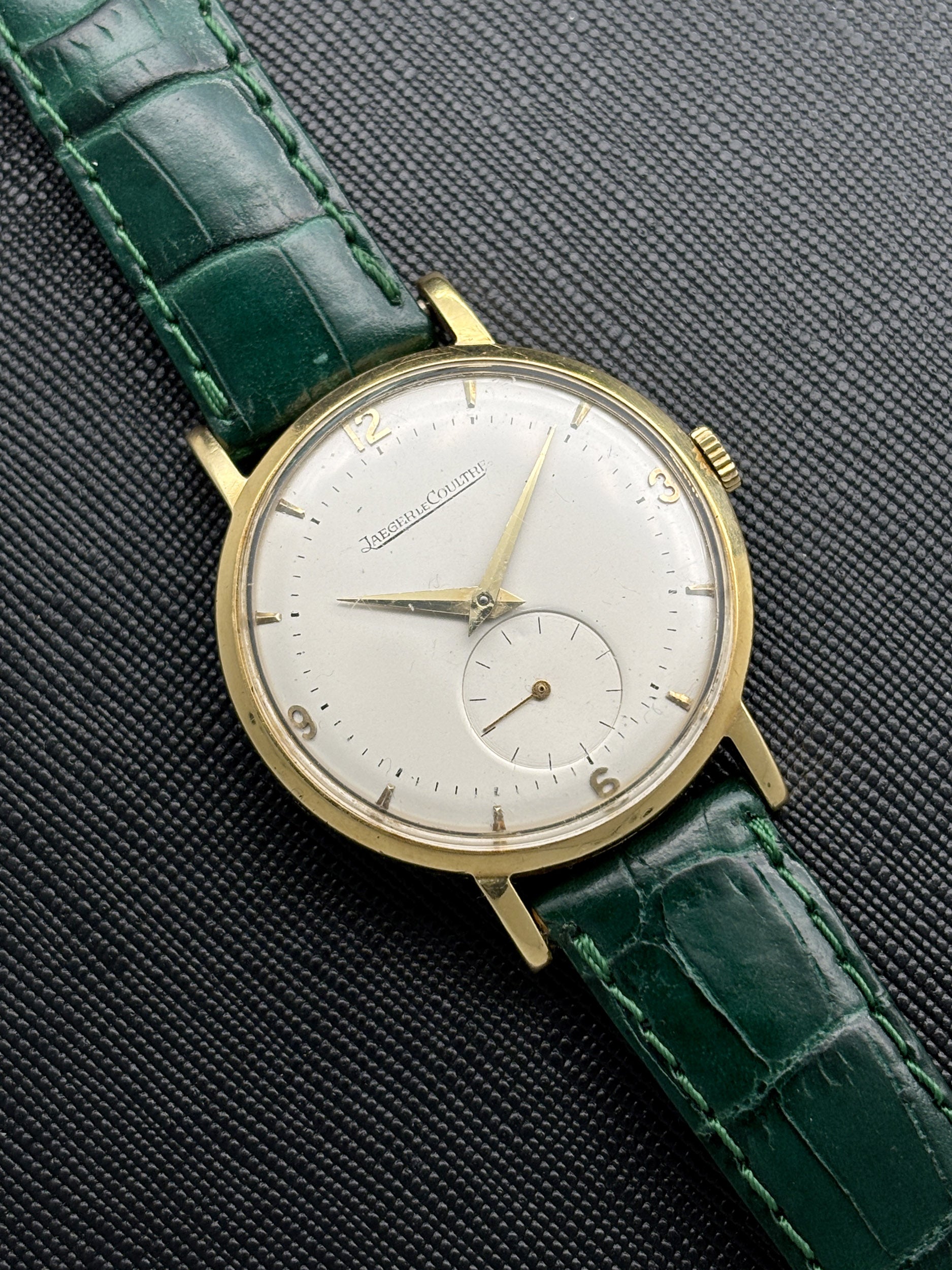 Jaeger-LeCoultre Extrasized - 18k Yellow Gold- 1955