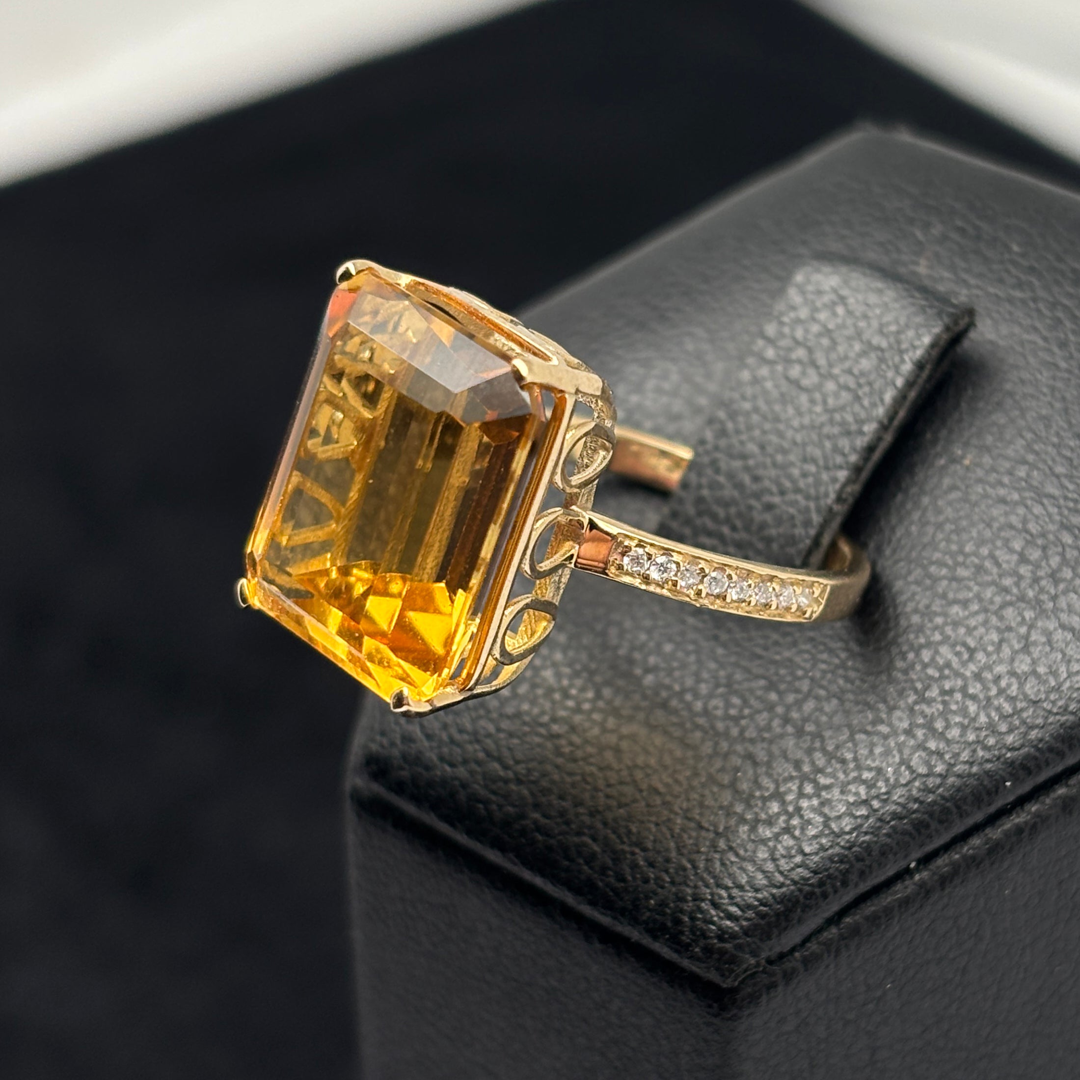 Gold and Diamond Ring - Citrine Quartz