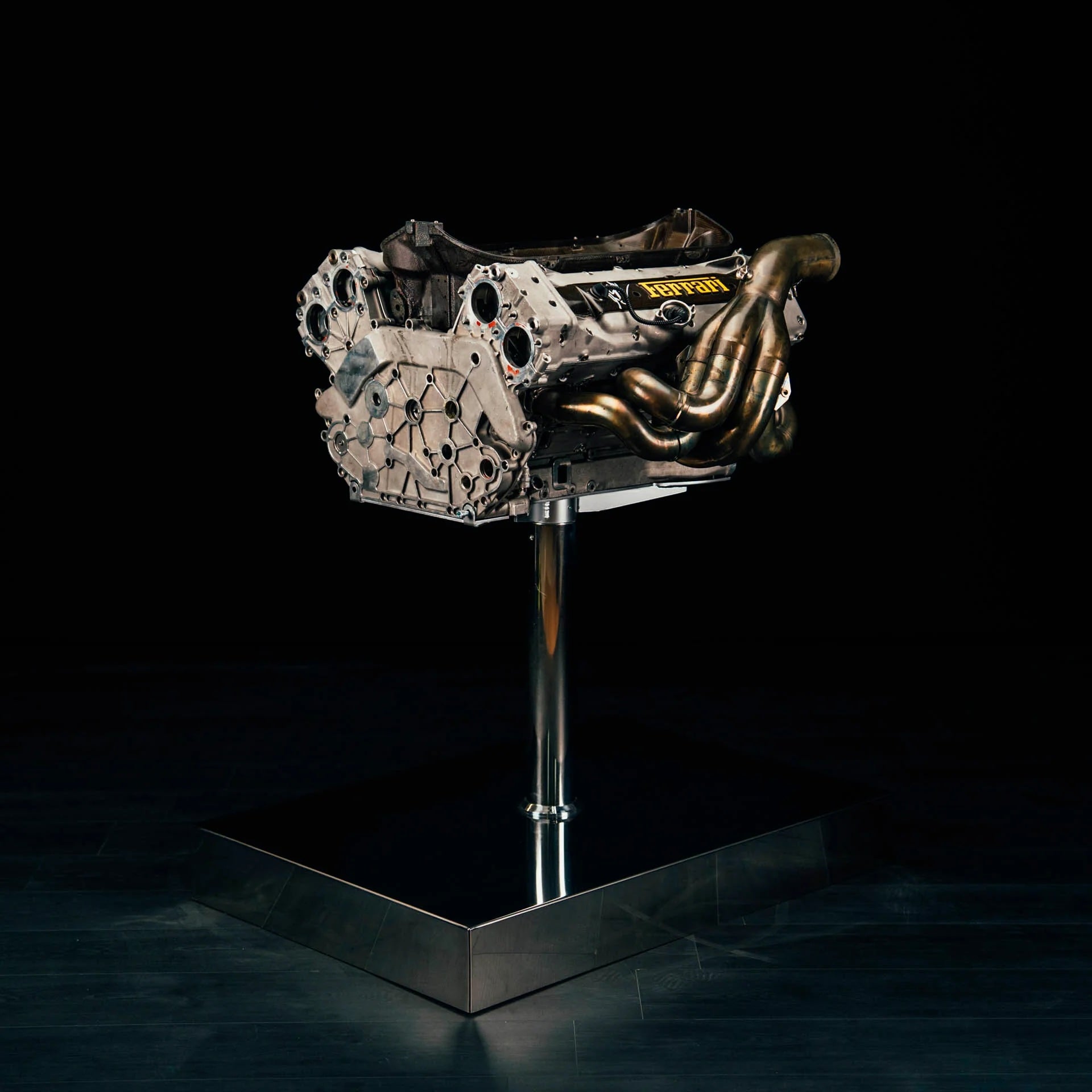 Ferrari F300 - Engine Used & Signed by Michael Schumacher - 1998